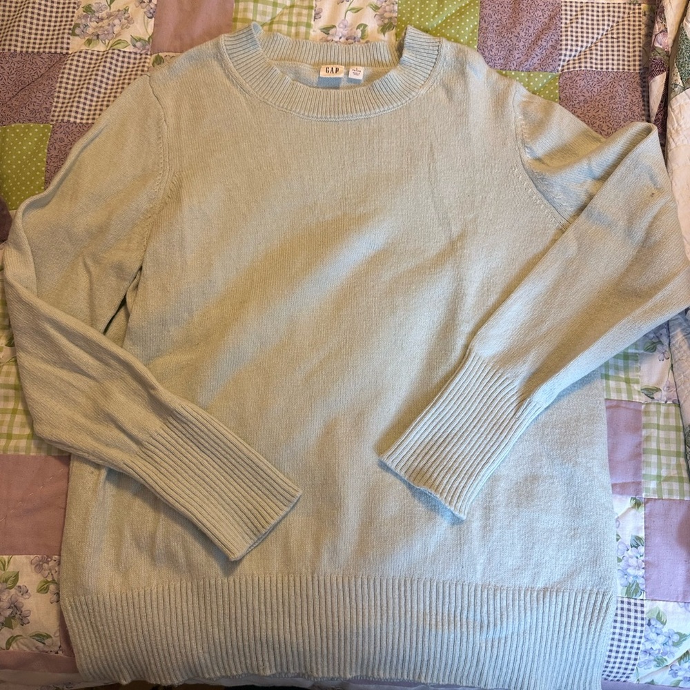 GAP Men's Light Blue Crewneck Sweater